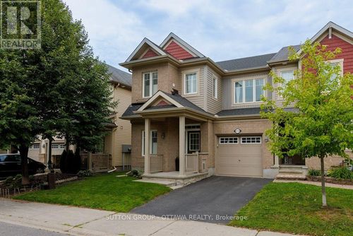 2719 Grand Canal St, Nepean, ON, K2J0R9 | Card Image