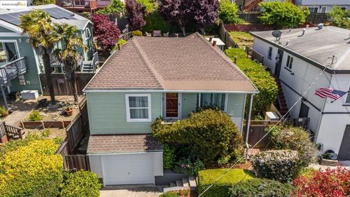 1724 Bayo Vista Ave, San Pablo, CA, 94806-4112 | Card Image