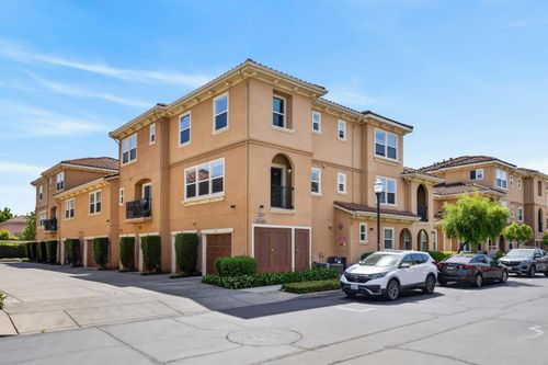 2003-4800 Westlake Pkwy, Sacramento, CA, 95835-2083 | Card Image