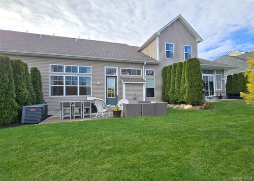 137 Grace Hall Ln, Yaphank, NY, 11980-2057 | Card Image