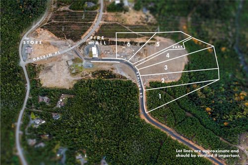 3 Ashling Rd, Qualicum Beach, BC, V9K2V1 | Card Image