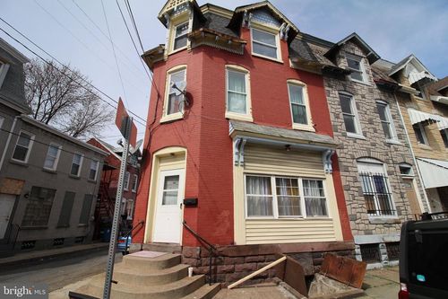 525 Bingaman St, READING, PA, 19602-2633 | Card Image