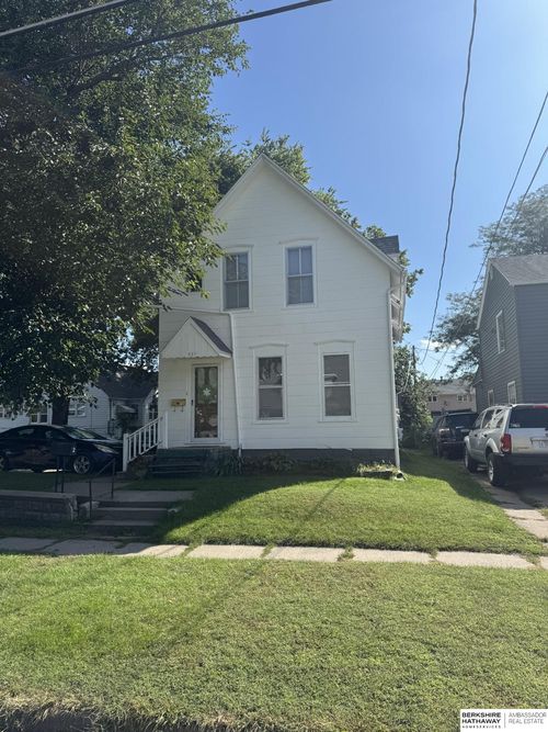 321 W 8th St, Fremont, NE, 68025-9500 | Card Image