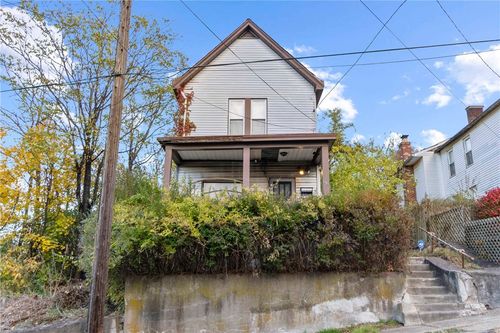 1315 Packer St, Mckeesport, PA, 15132-4932 | Card Image