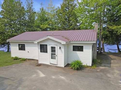218 Hay Road, Hudson, ME, 04449 | Card Image