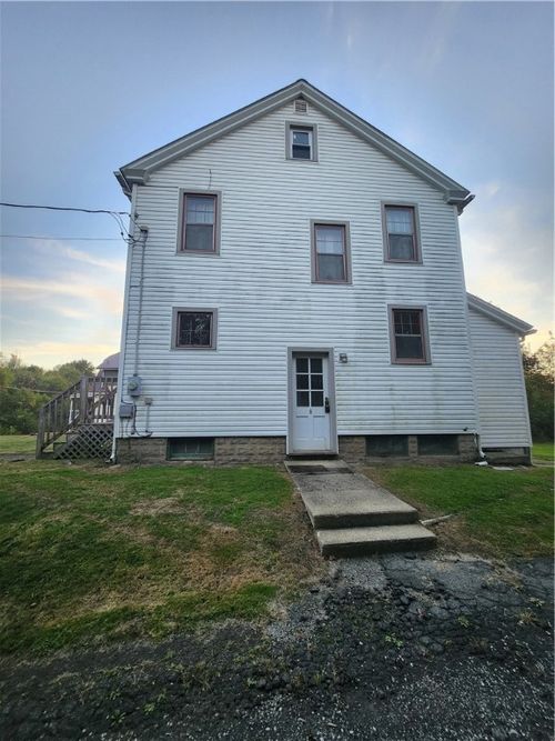 6 Hadley Rd, Greenville, PA, 16125-1216 | Card Image