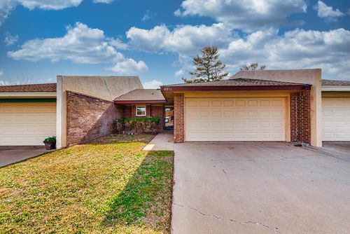 4011 Livingston St, Midland, TX, 79707-3131 | Card Image