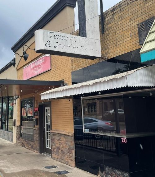 130 S Main St, Irving, TX, 75060-2927 | Card Image