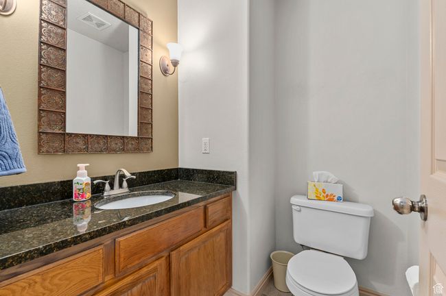 1/2 bathroom | Image 12
