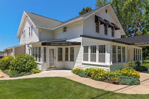11-787 Lake St, Saugatuck, MI, 49453-9434 | Card Image