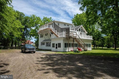 22556 Bridgeville Hwy, SEAFORD, DE, 19973-5821 | Card Image