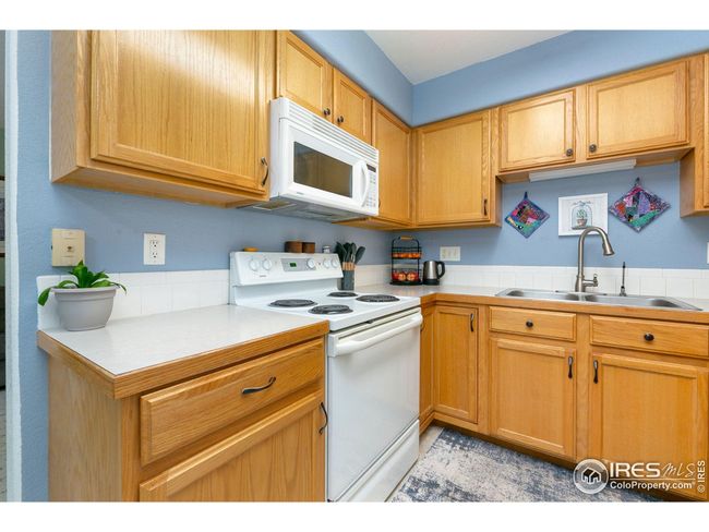 364 Audrey Dr, Townhouse with 4 bedrooms, 2 bathrooms and null parking in Loveland CO | Image 5