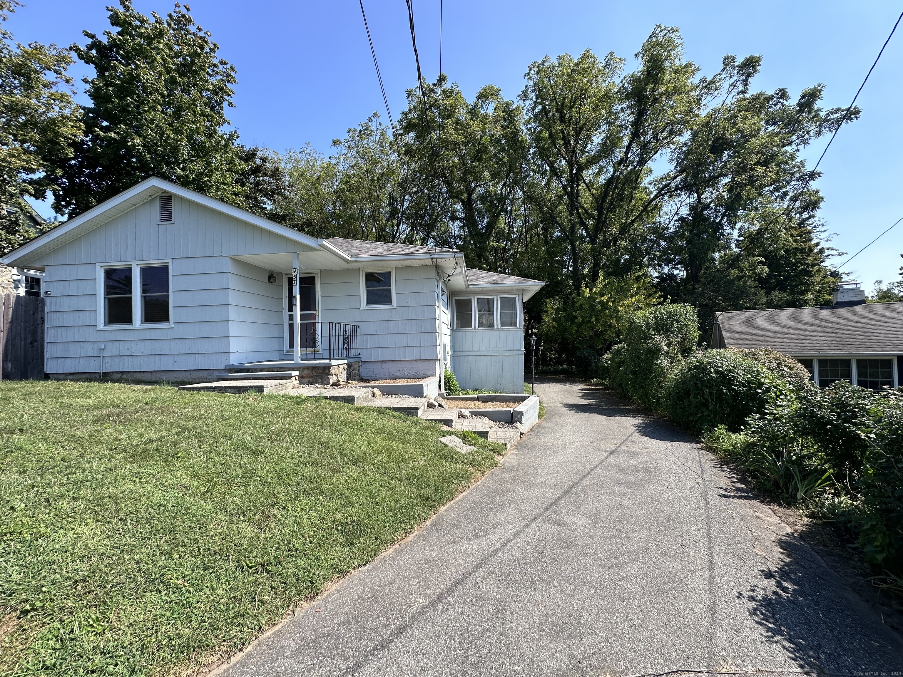 Berkshire Dr, Brookfield, CT 06804