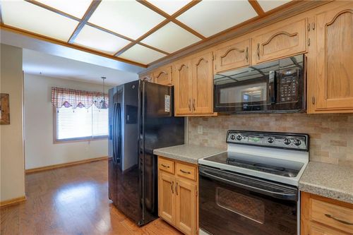 12007 E 86th St, Kansas City, MO, 64138-5132 | Card Image