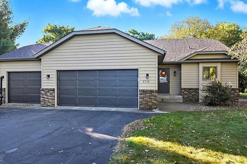 5716 Cardinal Ct, Saint Cloud, MN, 56303-0727 | Card Image