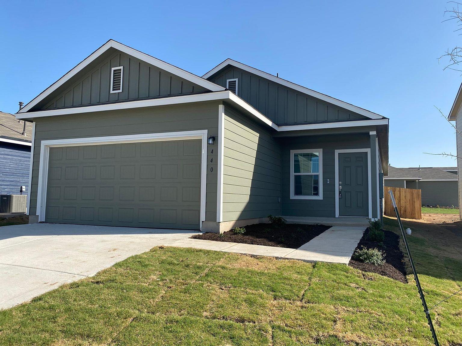 Residential Lease in Maxwell 3