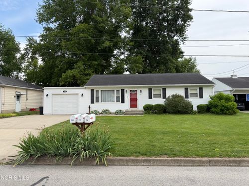 239 Pontious Pl, Napoleon, OH, 43545-1953 | Card Image