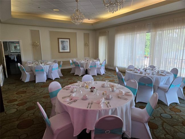 Banquet Area | Image 10