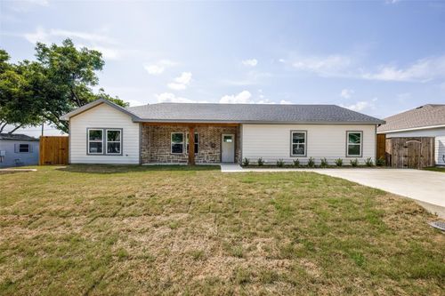 221 Kimbell St, Mesquite, TX, 75149-4312 | Card Image
