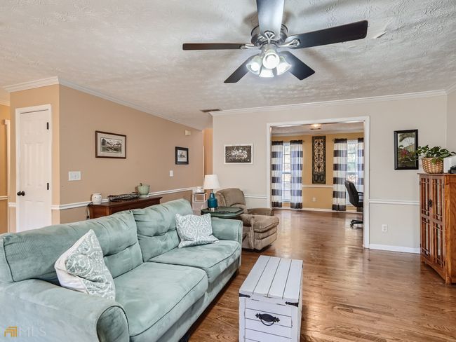 5363 Forest Dr, House other with 4 bedrooms, 4 bathrooms and null parking in Loganville GA | Image 7