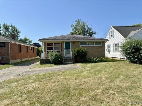 95 Argyle Ave, Amherst, NY, 14226-4202 | Card Image