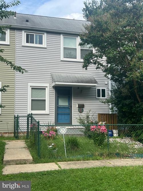 2 Laurel Hill Rd, GREENBELT, MD, 20770-7752 | Card Image