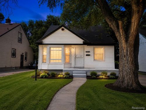 19249 Eureka St, Detroit, MI, 48234-2123 | Card Image