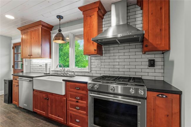 857 E Mcmurray Rd, House other with 3 bedrooms, 3 bathrooms and 2 parking in Peters Twp PA | Image 17