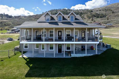 31 Rooster Flats Rd, Oroville, WA, 98844-9272 | Card Image
