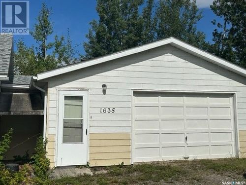 1635 Bay Ave, La Ronge, SK, S0J1L0 | Card Image