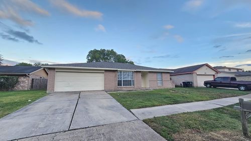 10303 Old Towne Ln, Sugar Land, TX, 77498-1581 | Card Image