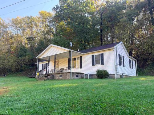 104 Layton Dr, Clarksburg, WV, 26301-6044 | Card Image