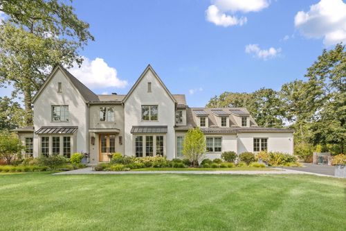 590 Briar Ln, Northfield, IL, 60093-1146 | Card Image