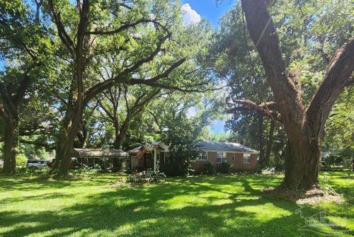 5921 Count Rd, Pensacola, FL, 32503-7582 | Card Image