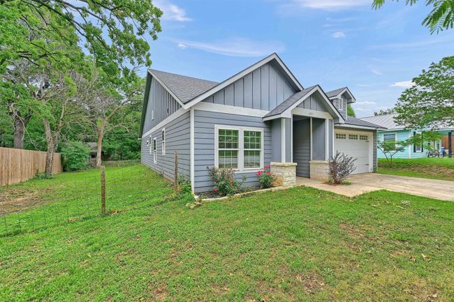 615 W Brock St, House other with 3 bedrooms, 2 bathrooms and null parking in Denison TX | Image 28
