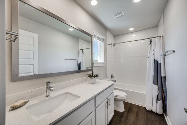 Full bath upper level | Image 31