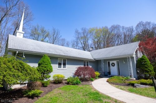 65 New Mashipacong Rd, Montague, NJ, 07827-3230 | Card Image