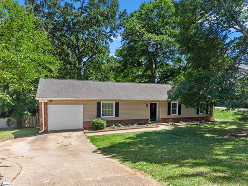 112 Canebrake Dr, Greer, SC, 29650-3504 | Card Image