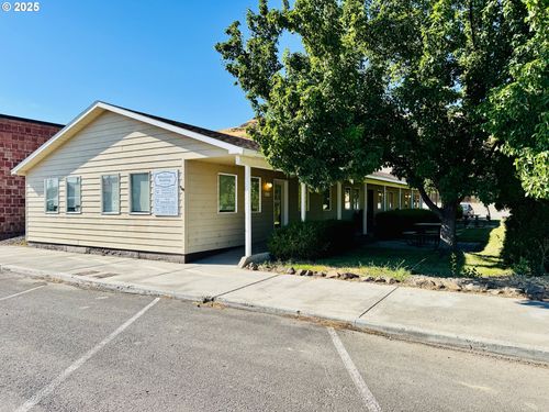 245 E Main St, Ione, OR, 97843-5002 | Card Image