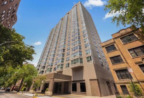 10b-720 Gordon Ter, Chicago, IL, 60613-2262 | Card Image