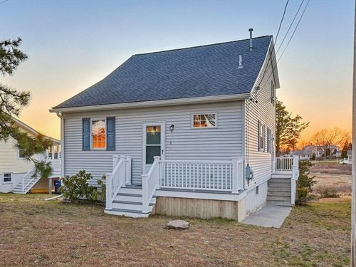 9 River Terrace, Wareham, MA, 02571 | Card Image