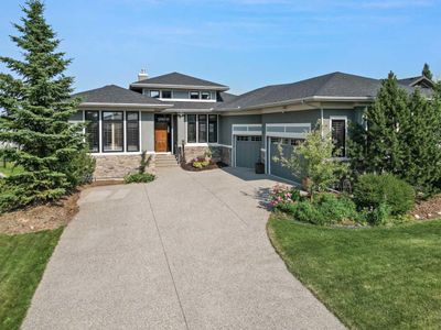 113 Silverado Crest Landing Sw, House detached with 4 bedrooms, 2 bathrooms and 6 parking in Calgary AB | Image 1