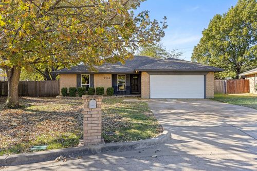 732 Kensington Ln, Mansfield, TX, 76063-2819 | Card Image