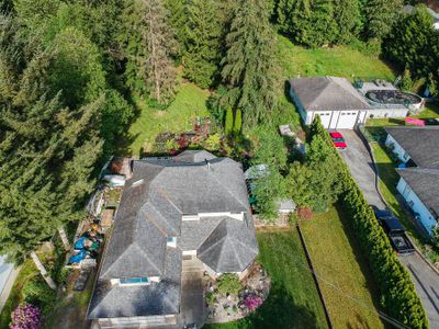 8578 Bannister Dr, House other with 6 bedrooms, 4 bathrooms and 8 parking in Mission BC | Image 3