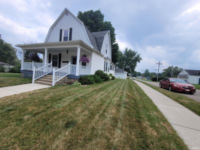 404 E South Street, House other with 3 bedrooms, 2 bathrooms and null parking in Bremen IN | Image 2