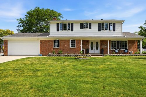 1888 Squaw Lagoon Dr, Oxford, MI, 48371-4461 | Card Image
