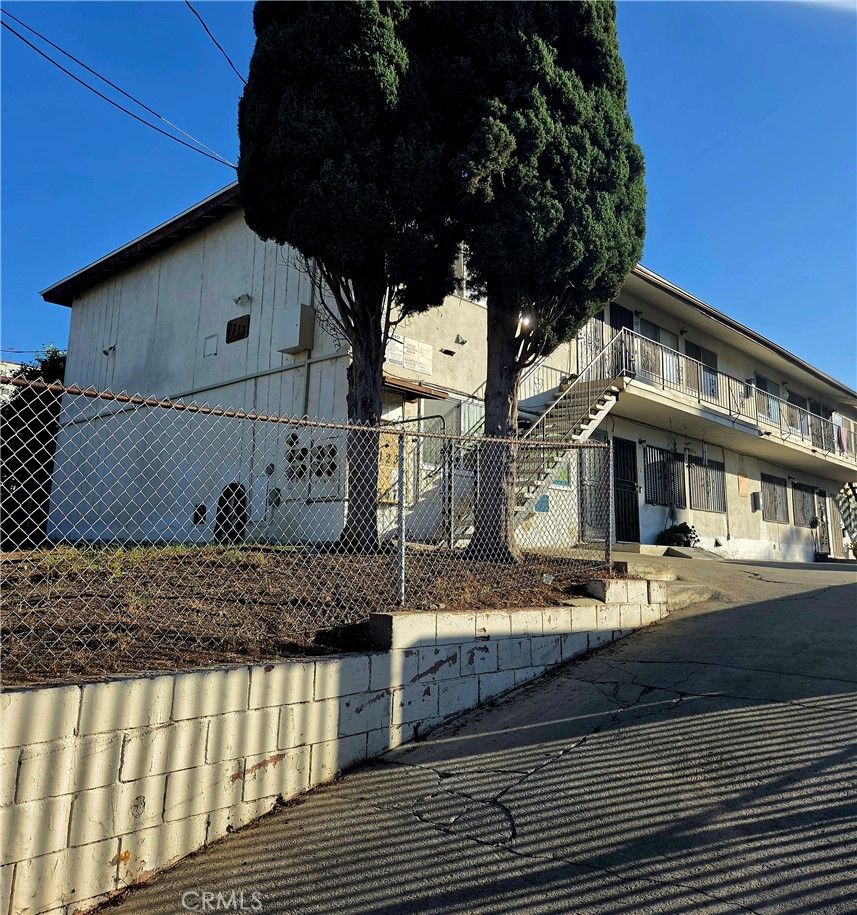 Residential Lease in Los Angeles