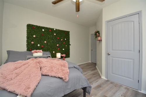 apt-8-7124 Avenue F, Houston, TX, 77011-3730 | Card Image