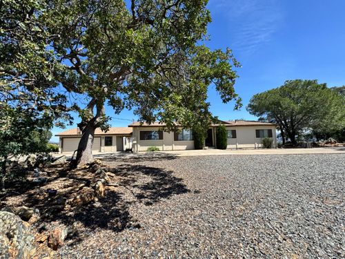 9844 Banderilla Dr, La Grange, CA, 95329-9638 | Card Image