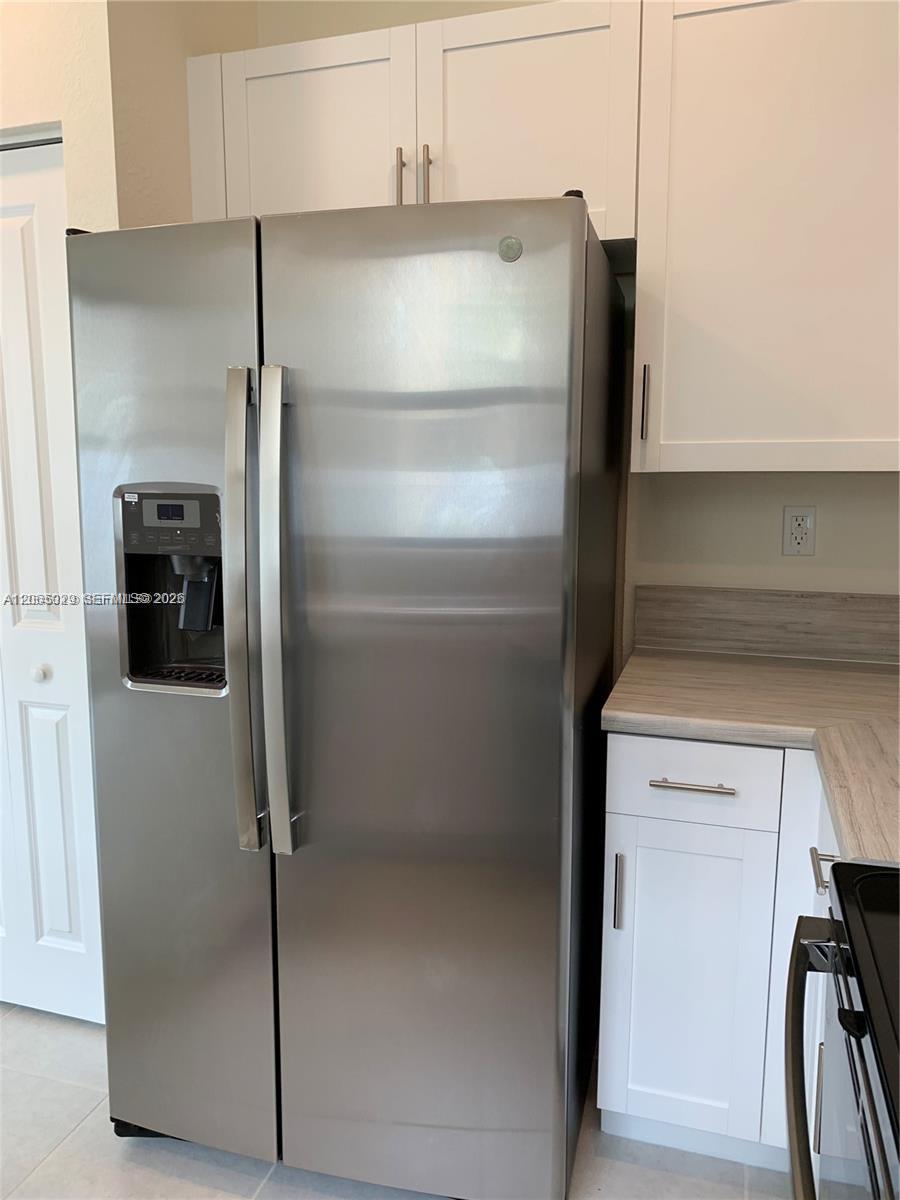 Residential Lease in Hialeah 3